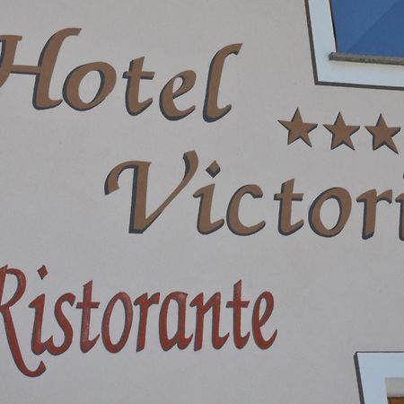 Hotel Victoria Livigno Bagian luar foto